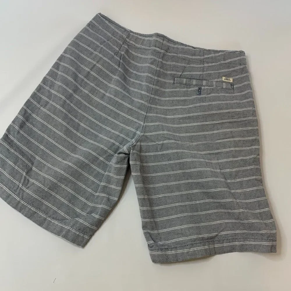 Izod Saltwater Cotton Short